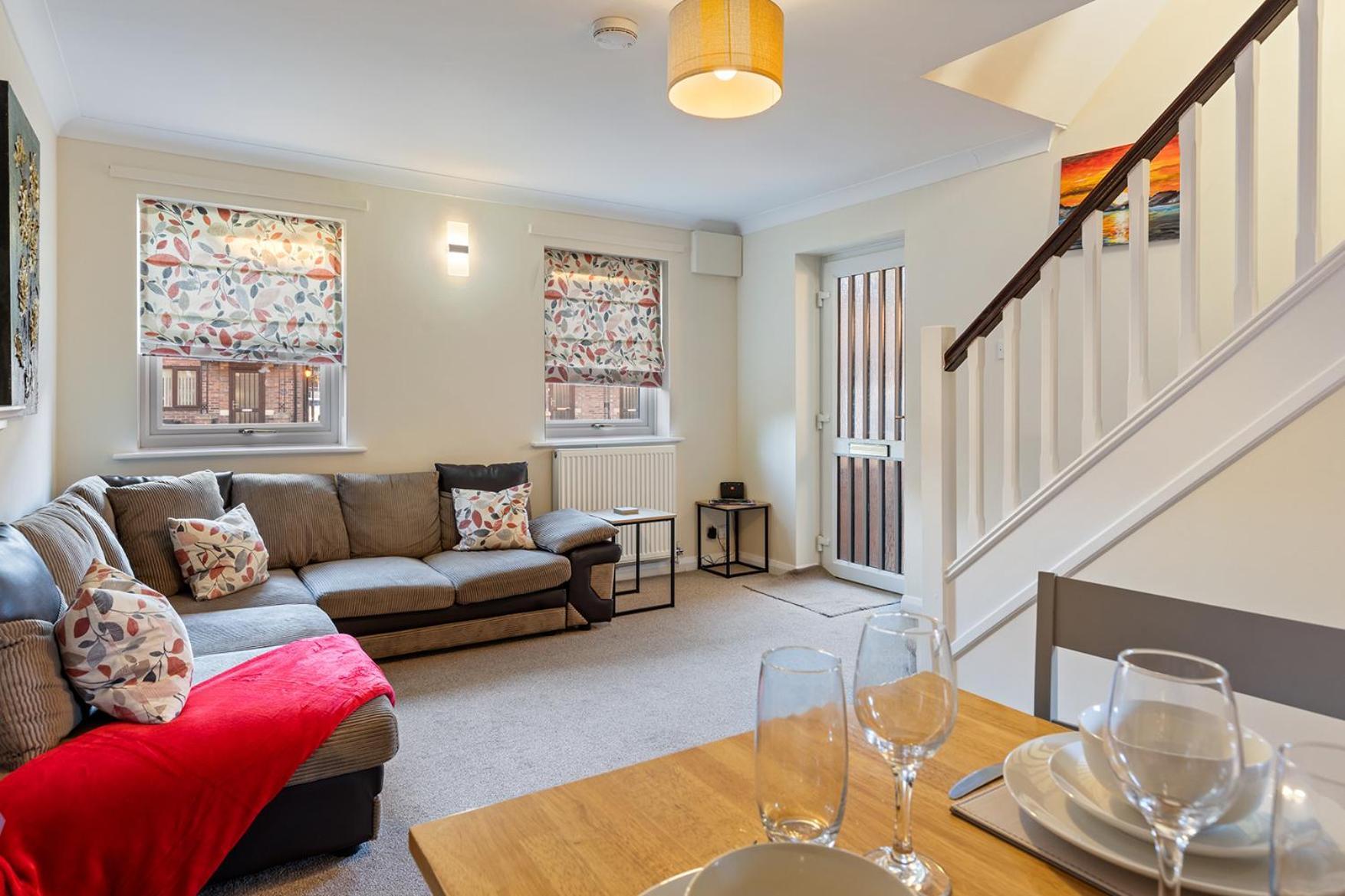 Pass The Keys Central Townhouse With Free Parking Йорк Экстерьер фото