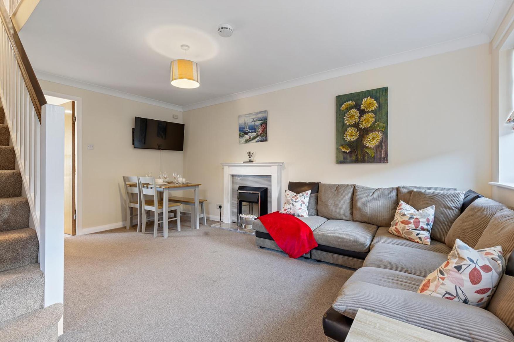 Pass The Keys Central Townhouse With Free Parking Йорк Экстерьер фото